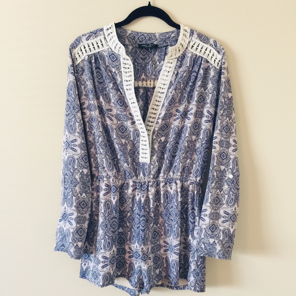 Romeo & Juliet women’s romper size medium